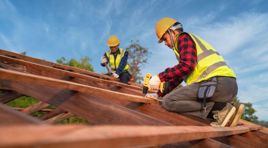 Professional Flat Roofing Installation services in Midland, IN
